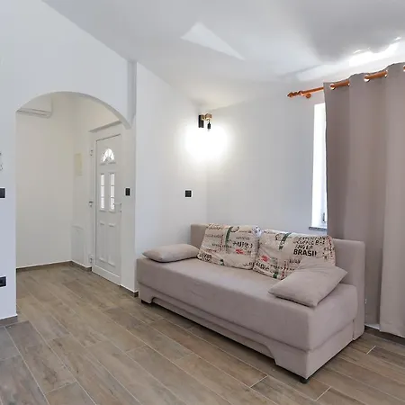 Elizabeta 1701 Apartment