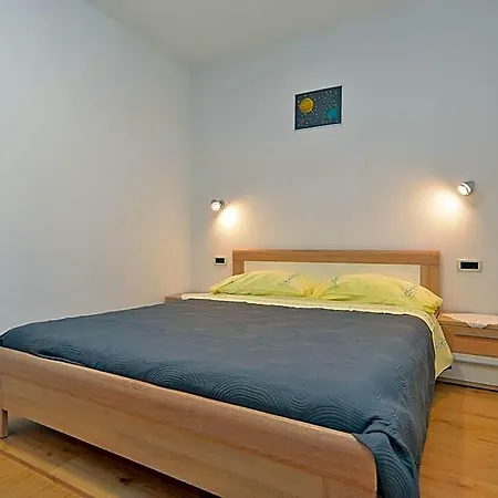 Apartment Elizabeta 1701 Fažana