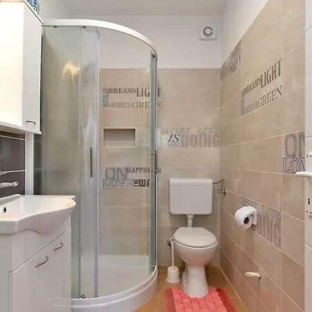 Apartman Elizabeta 1701 *