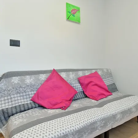 Elizabeta 1701 شقة *